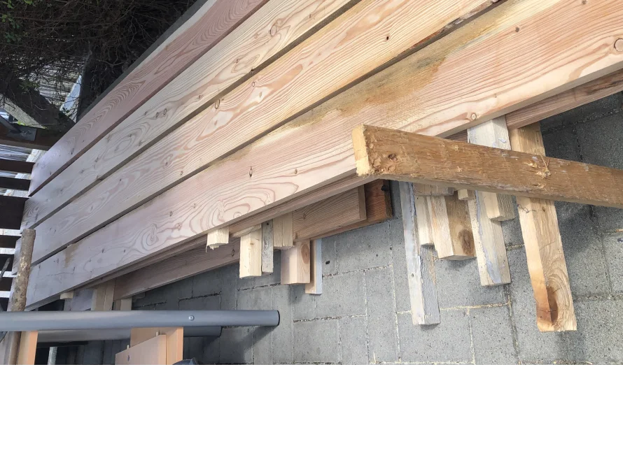 Holzbalken für Gartenhaus