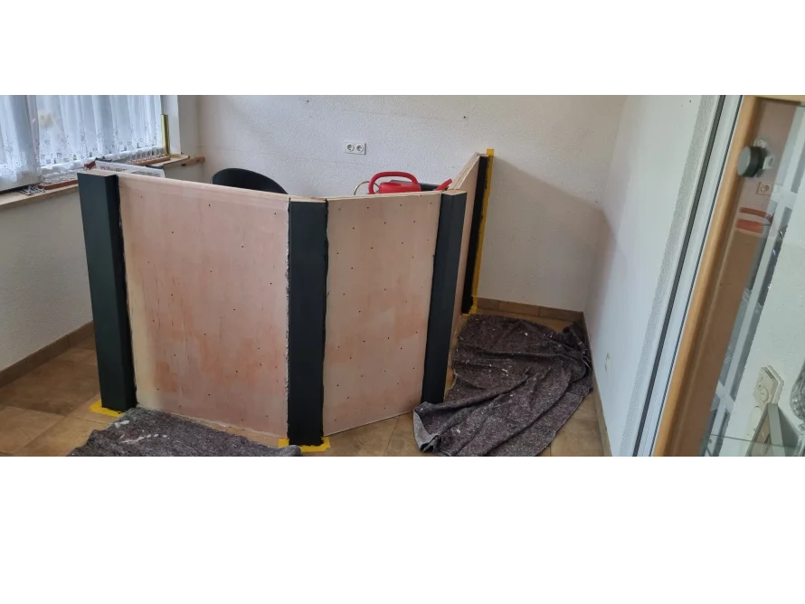 Holzrahmen für einen Raumteiler