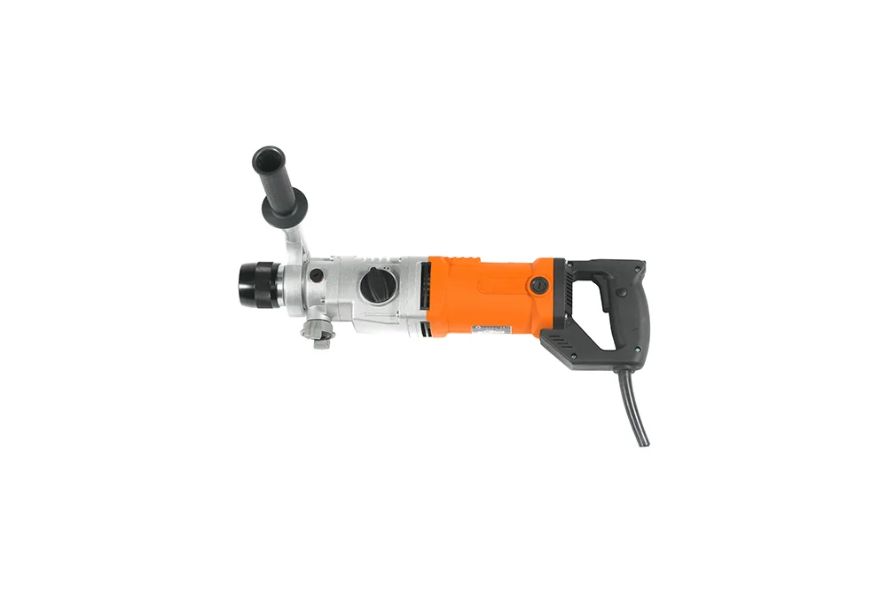 Eine orange-silberne Diamantbohrmaschine auf weißem Hintergrund.