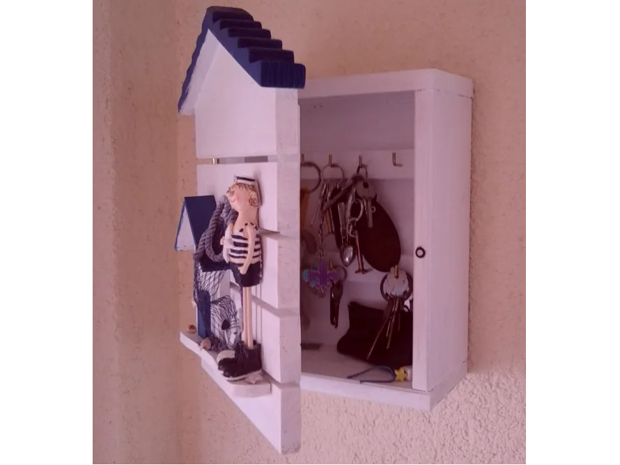 Schlüsselkasten im maritimen Stil