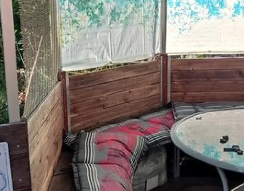 Gartenhaus mit Sitzecke