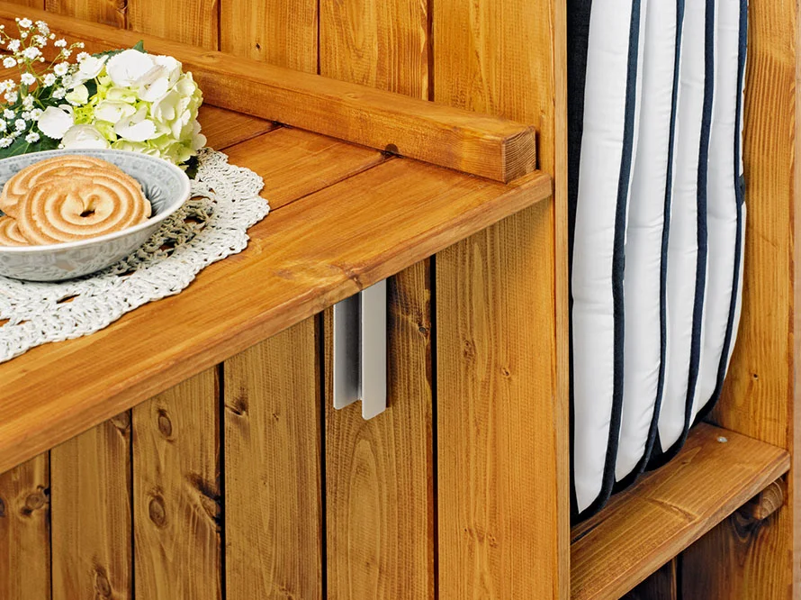 DIY Idee: Auflagenschrank 