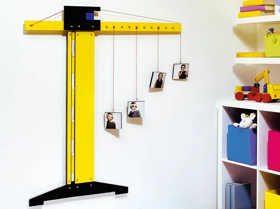 Kindermesslatte Dreikaesehoch Ansicht