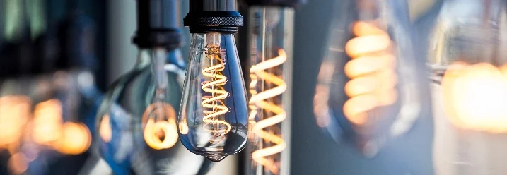 Glühbirnen mit sichtbarer Wendel