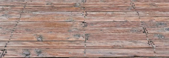 Holzdielen mit Maserung