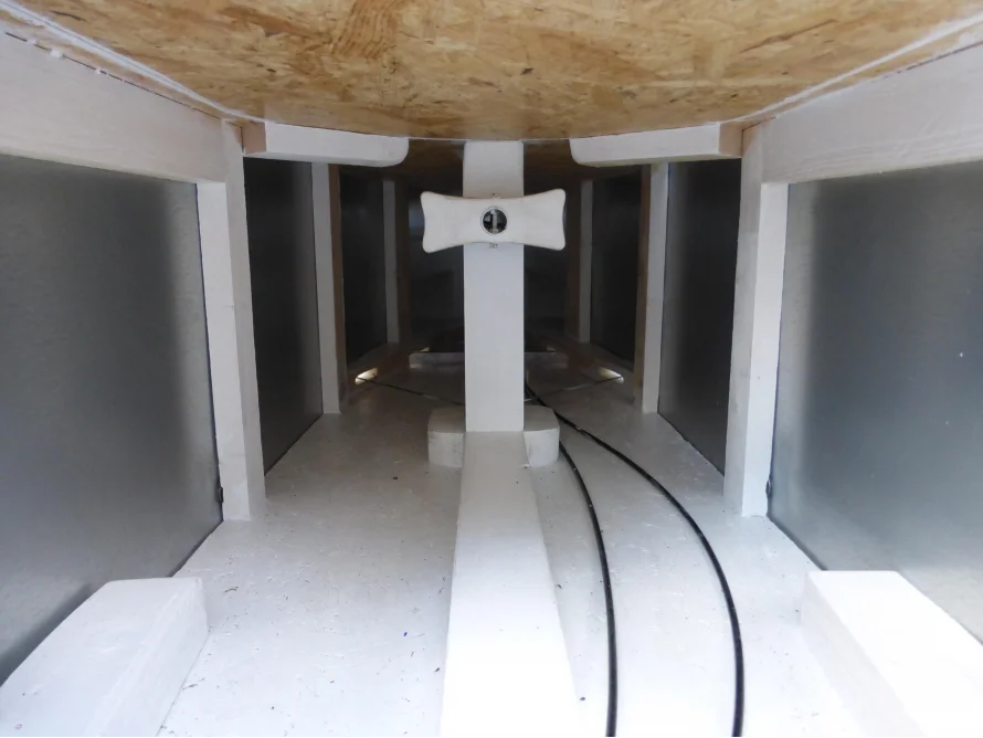 Innenansicht eines Bootsrumpfes