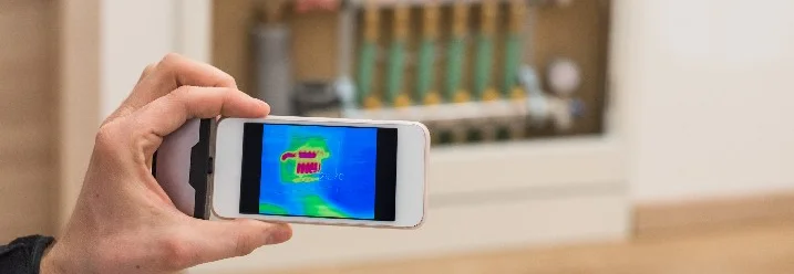 Wärmebildkamera überprüft Heizungsanlage