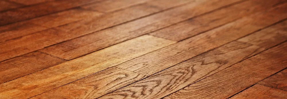 Holzdielenboden aus hellem Holz