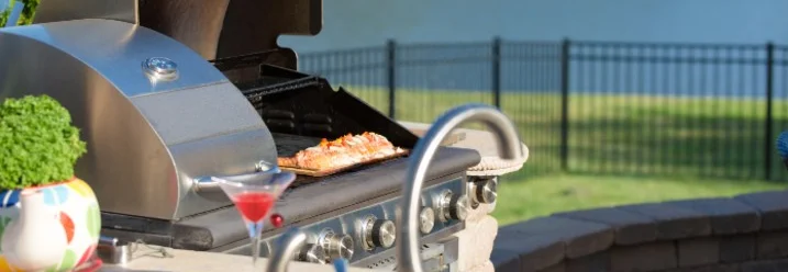 Außenküche mit Grill