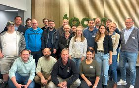 Gruppenfoto der toom- & Werkstatt-Mitarbeitenden