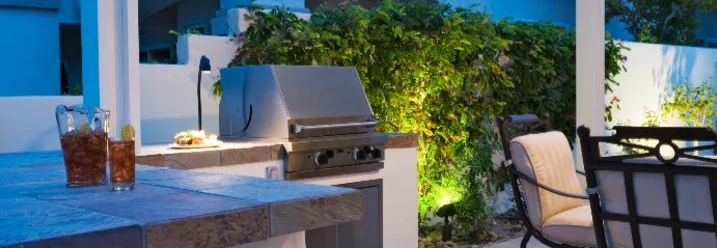 Außenküche mit Grill