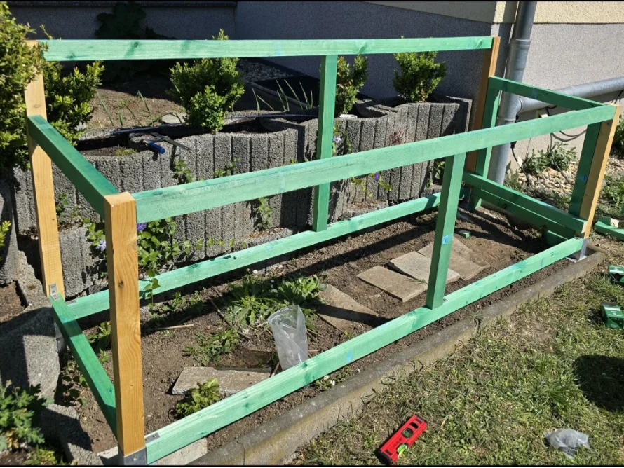 Holzrahmen für ein Gartenhaus