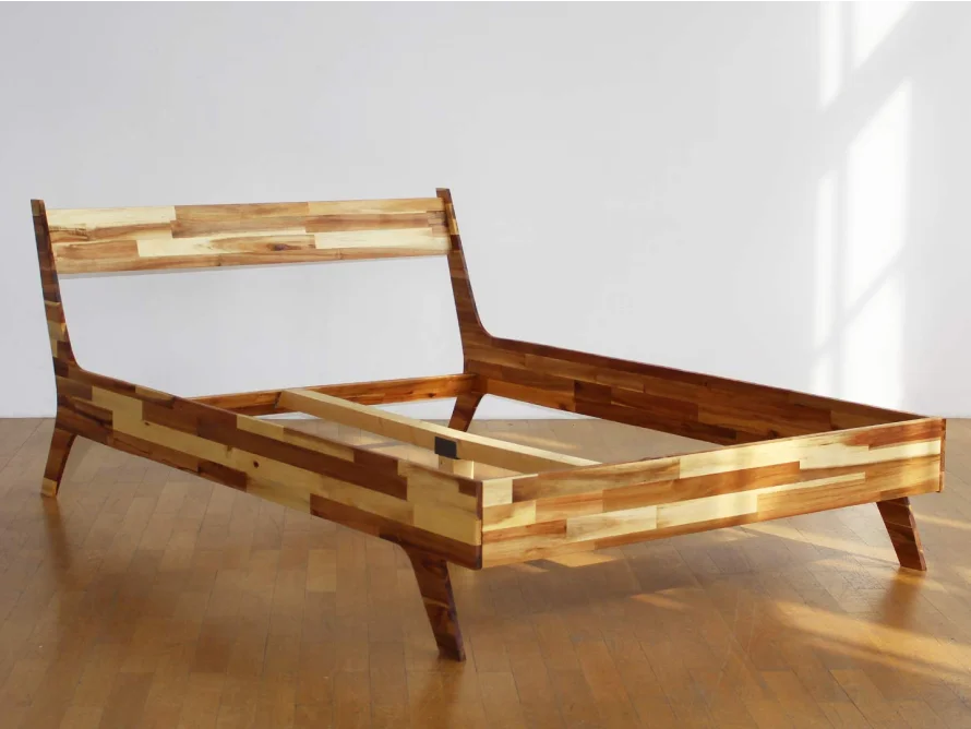 Holzbettgestell