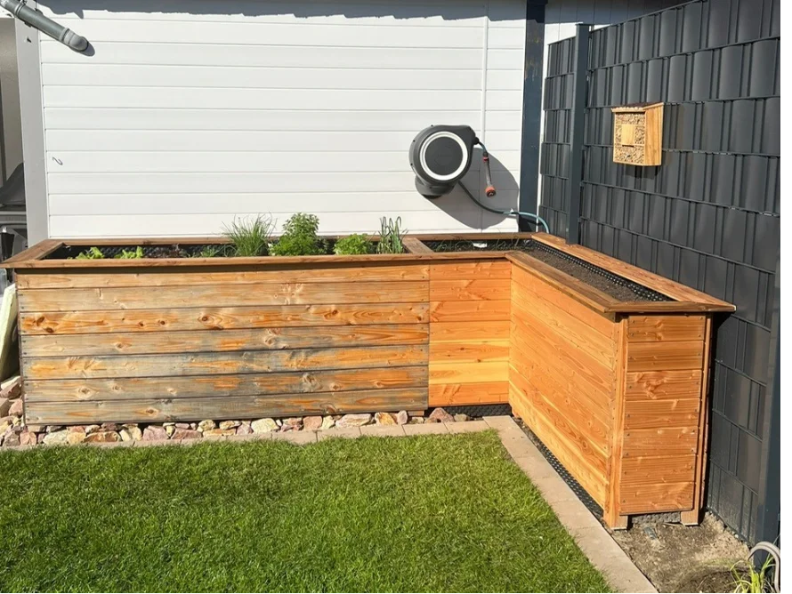Hochbeet aus Holz