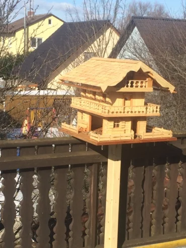 Vogelhaus aus Holz