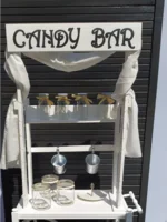 Süßer Stand mit Süßigkeiten