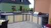 Außenküche mit Grill und Spüle