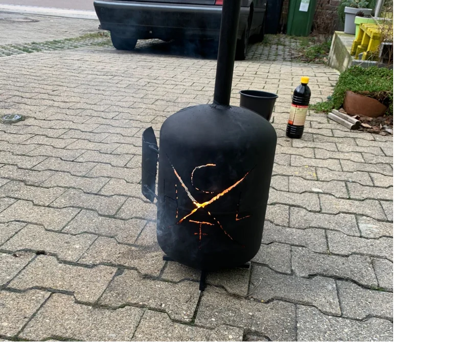 Selbstgebauter Ofen aus Gasflasche