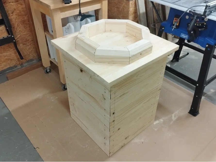 Holzkonstruktion für ein Gartenhaus