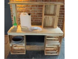 Spielküche aus Holz
