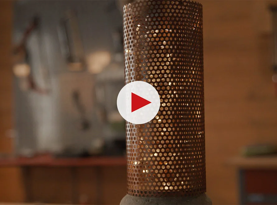 Dekorative Lampe aus Metall