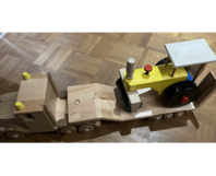 Holzspielzeug: LKW mit gelber Planierraupe