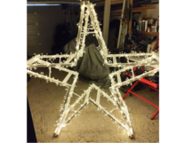 Weihnachtsstern aus Holzlatten mit Lichterkette