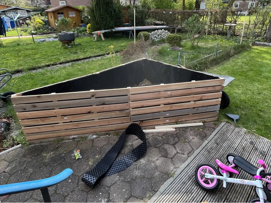 Holzrahmen für ein Hochbeet