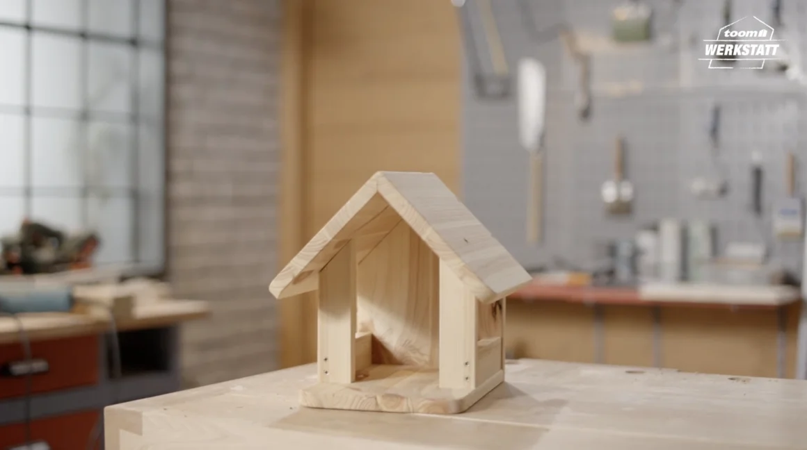 Vogelhaus aus Holz