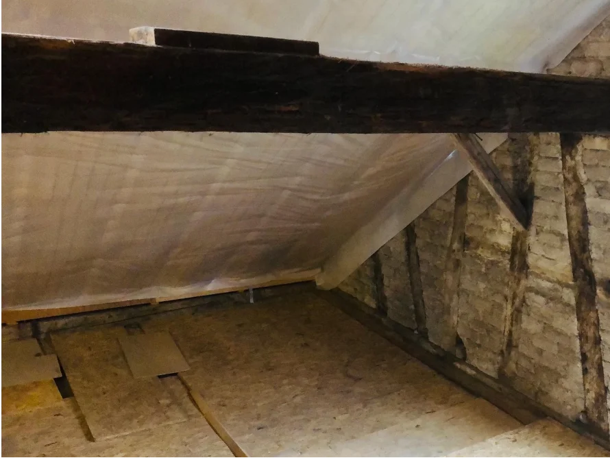 Dachstuhl mit Dämmung