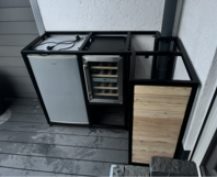 Außenküche mit Kühlschrank