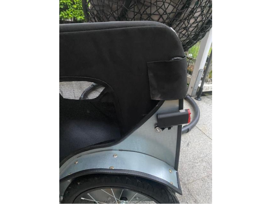 Hundeanhänger Detailansicht