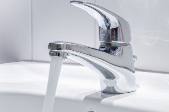 Waschbecken Reparatur Keramik: So machen Sie es richtig!
