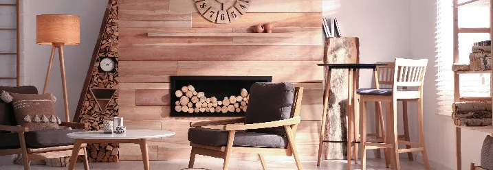 Gemütliches Wohnzimmer mit Kamin