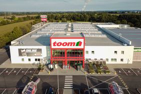 Außenansicht des toom Baumarktes in Alsdorf.