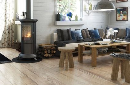 RT Kaminofen anschliessen Kaminecke 20 44 717x467 Kamin neben Sitzecke