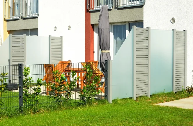 Sichtschutz auf der Terrasse: Ideen & Tipps