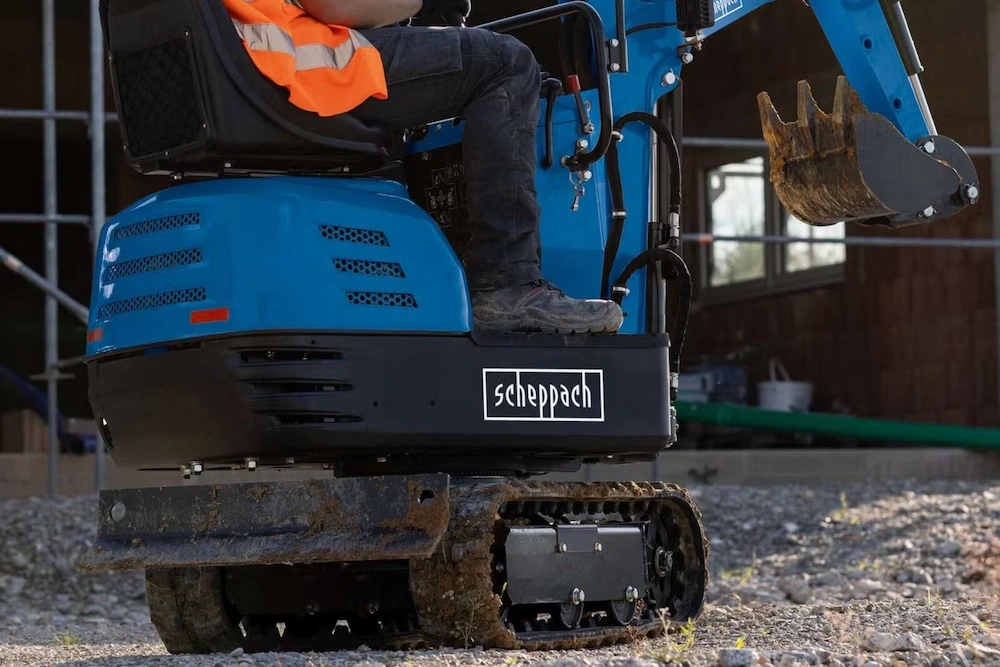 Ein scheppach Minibagger