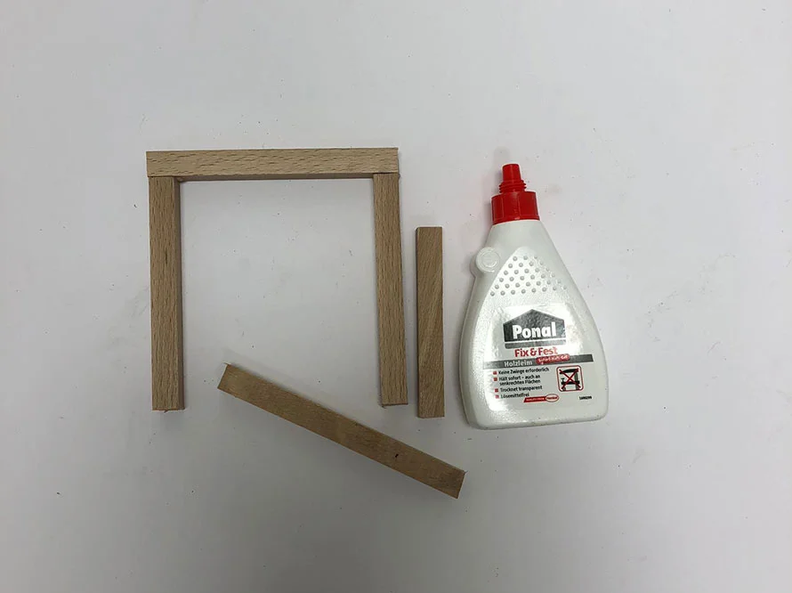 Holzleim und Holzlatten