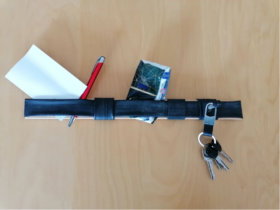 Organizer aus einem alten Fahrradschlauch