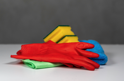 RT Fugen erneuern Handschuhe 6 20 717x467 Putzmaterial