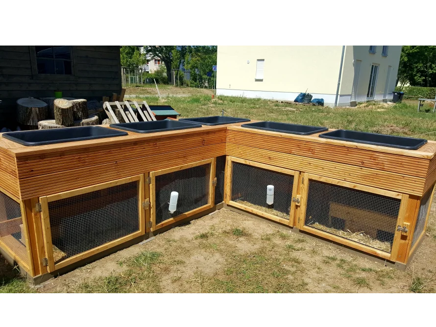 Meerschweinchen-Hochbeet