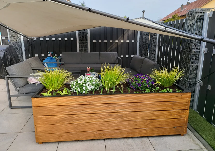 Blumenkasten aus Holz