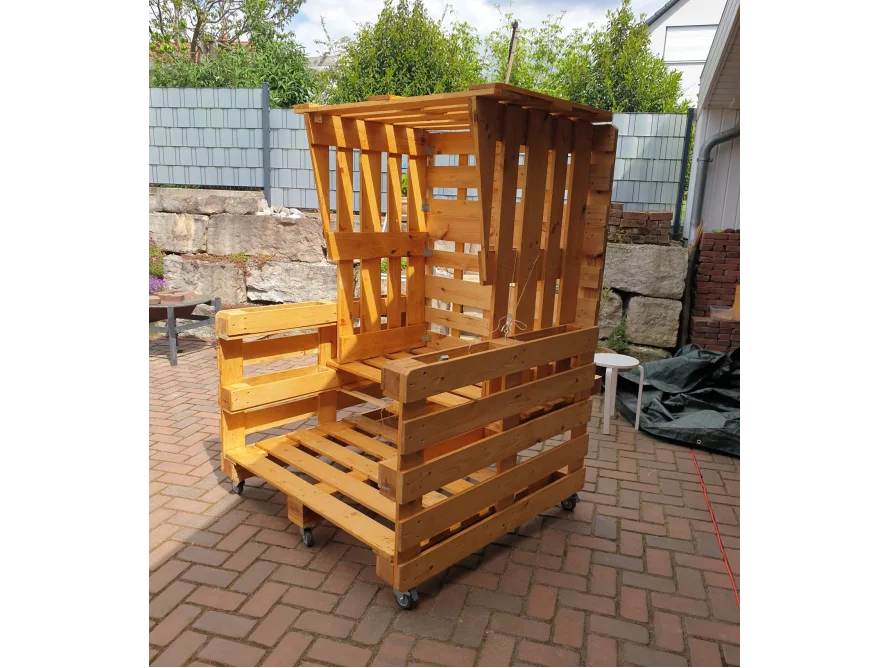 Gartenstuhl aus Paletten