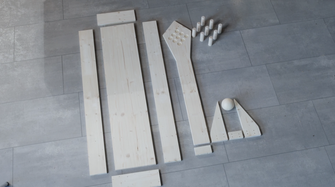 Holzteile für ein Wikingerschach-Spiel