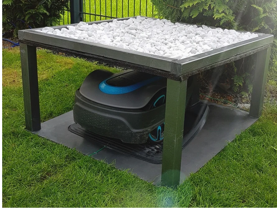 Mähroboter Garage "Individual"