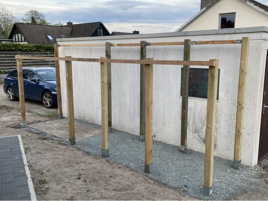 Holzgerüst für ein Gartenhaus