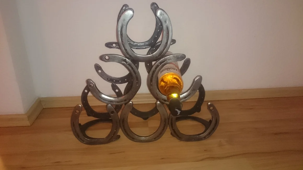 Hufeisen Weinflaschenhalter 