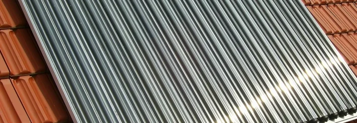 Solarthermieanlage auf einem Dach