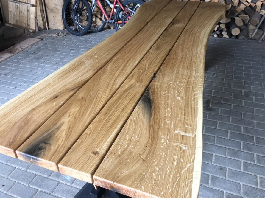Tischplatte aus Eichenholz